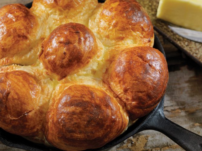 Skillet Dinner Rolls Recipe